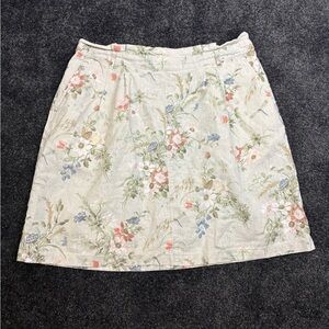 Oasis floral skirt with pockets size Medium